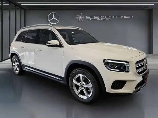 Mercedes-Benz GLB 200