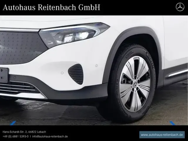 Mercedes-Benz EQB 300