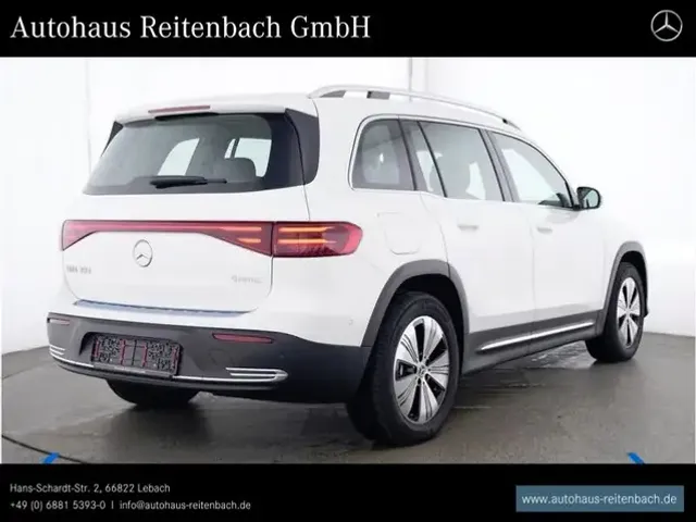 Mercedes-Benz EQB 300