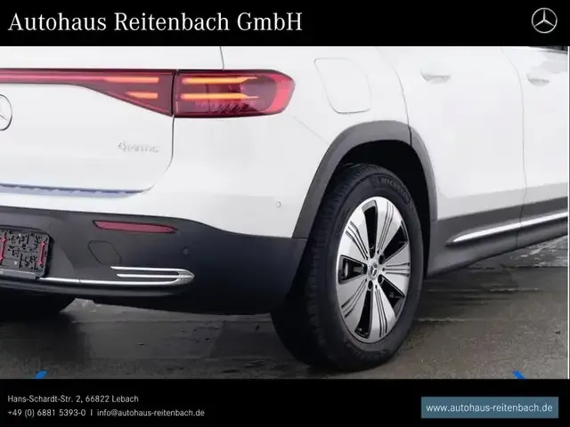 Mercedes-Benz EQB 300