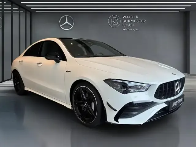 Mercedes-Benz CLA 35 AMG