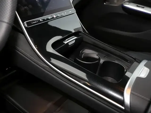 Mercedes-Benz EQE 350