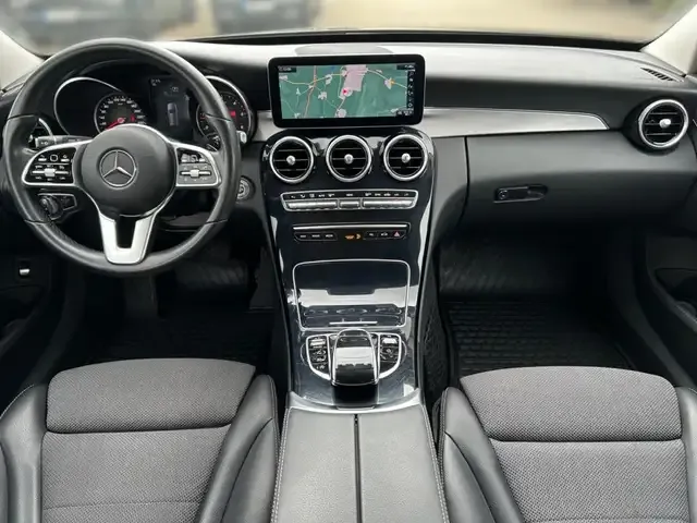 Mercedes-Benz C 200