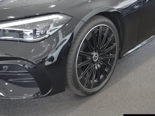 Mercedes-Benz CLE 200
