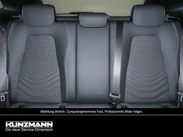 Mercedes-Benz GLA 220
