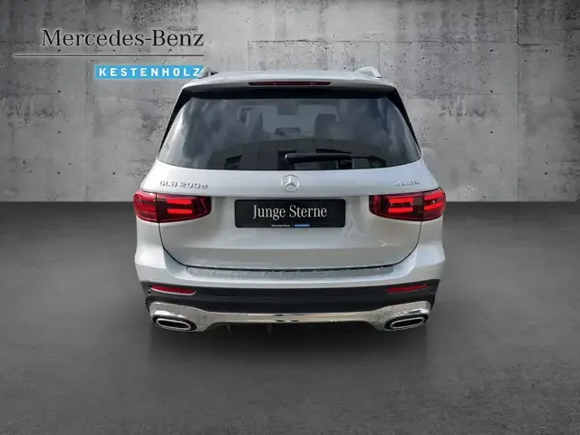 Mercedes-Benz GLB 200