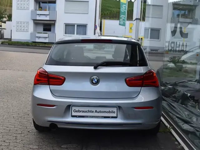 BMW 118
