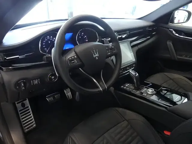 Maserati Quattroporte