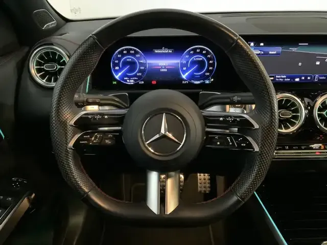 Mercedes-Benz EQB 350