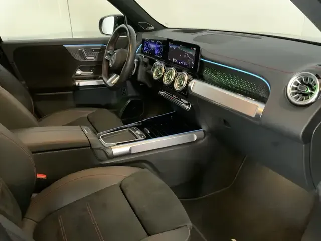 Mercedes-Benz EQB 350