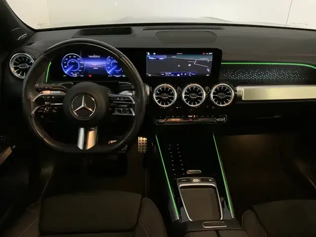 Mercedes-Benz EQB 350