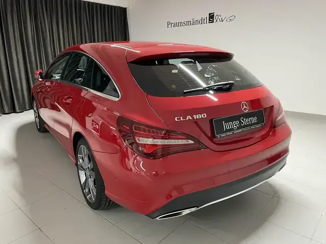 Mercedes-Benz CLA 180