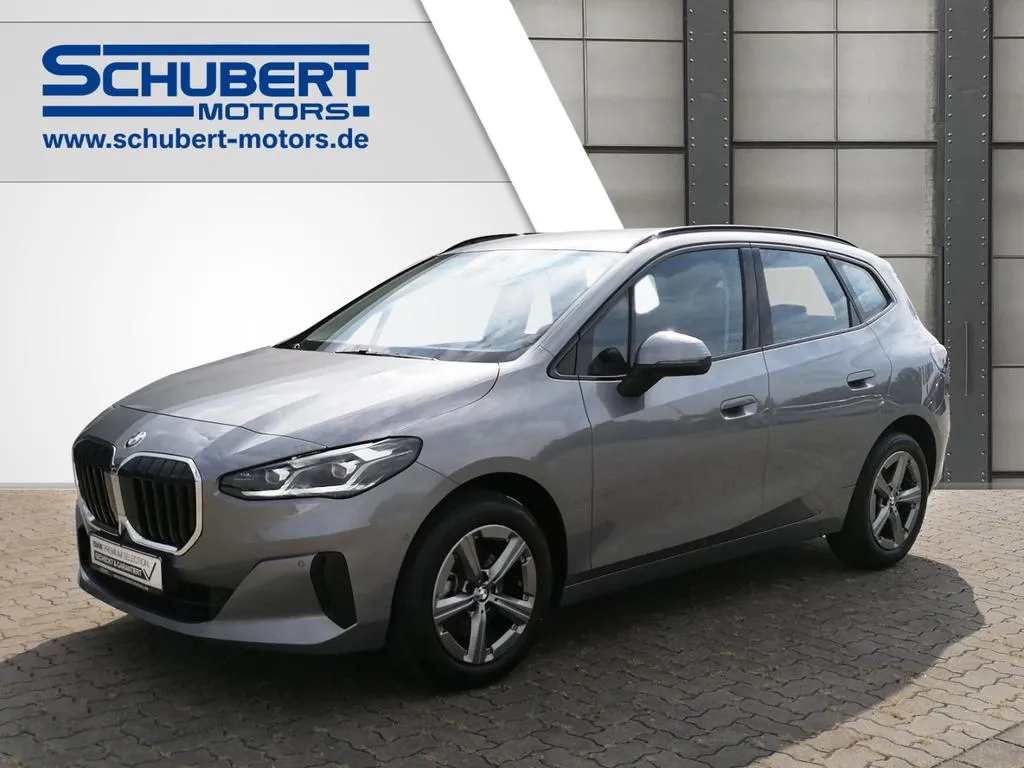 BMW 220