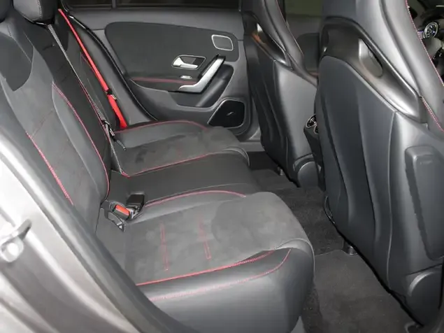 Mercedes-Benz A 45 AMG