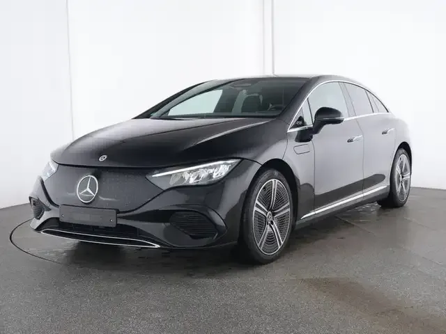 Mercedes-Benz EQE 300