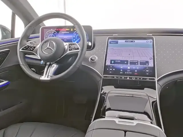 Mercedes-Benz EQE 300