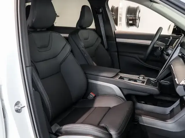 Volvo EX90