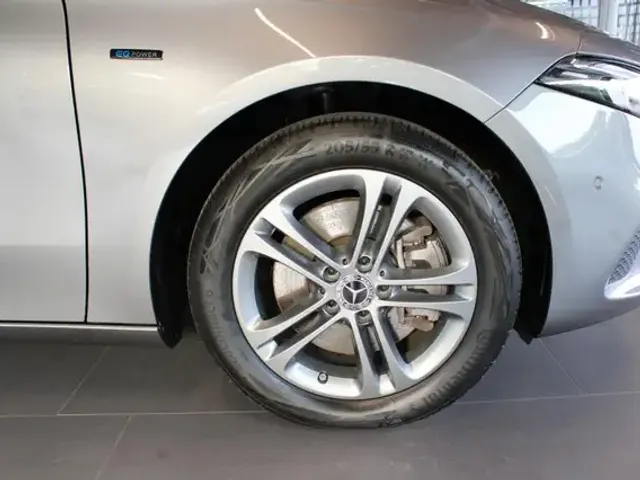 Mercedes-Benz A 250