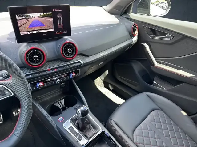 Audi SQ2