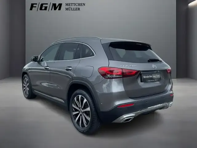 Mercedes-Benz GLA 250