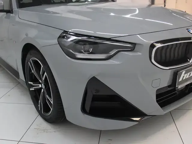 BMW 220