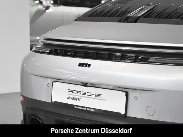 Porsche 992