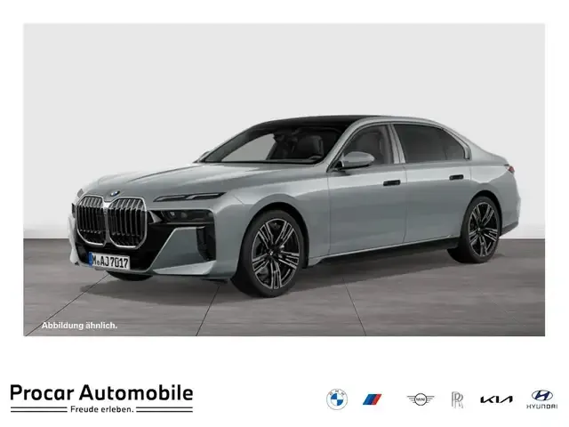BMW 740