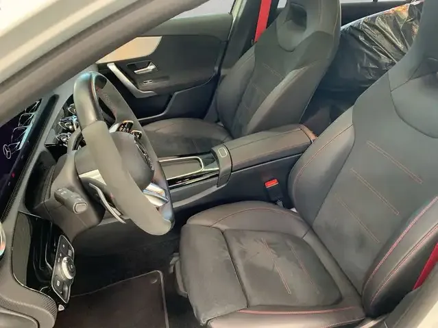 Mercedes-Benz A 45 AMG