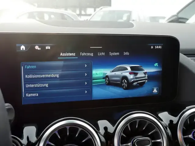 Mercedes-Benz GLA 250