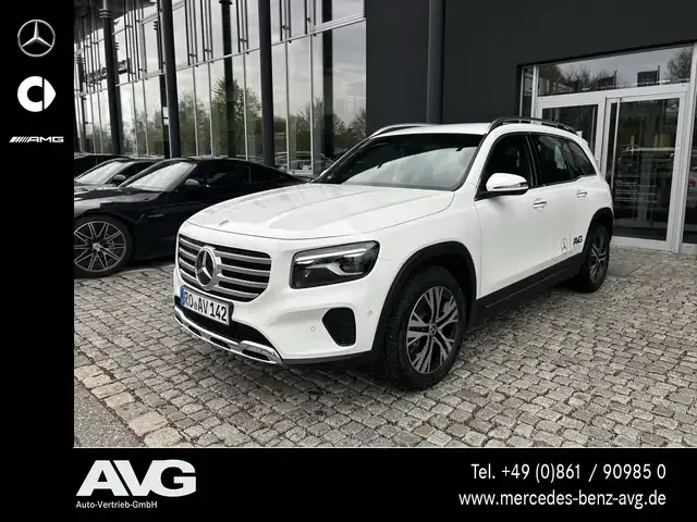 Mercedes-Benz GLB 200