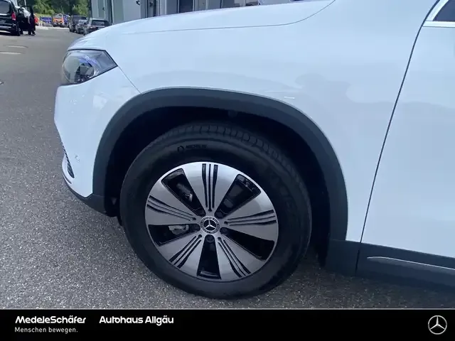 Mercedes-Benz EQA 300