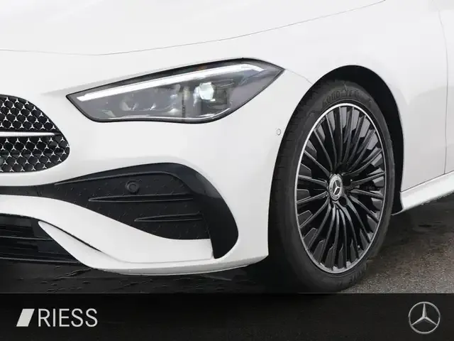 Mercedes-Benz CLE 200