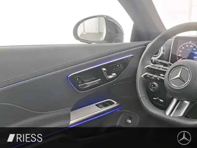 Mercedes-Benz CLE 200