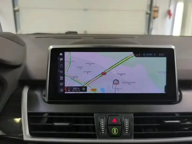 BMW 216
