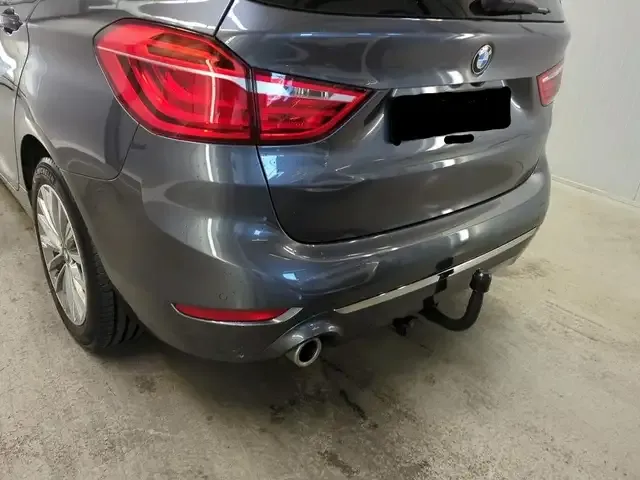 BMW 216