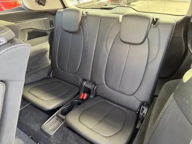 BMW 216