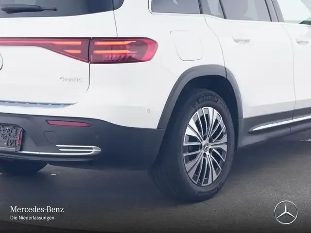 Mercedes-Benz EQB 300