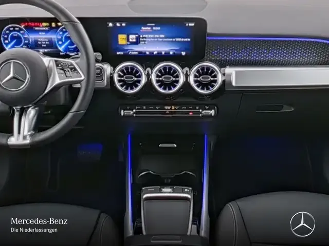 Mercedes-Benz EQB 300