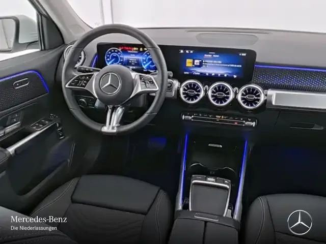Mercedes-Benz EQB 300