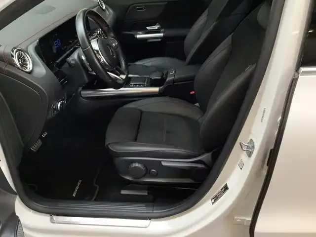 Mercedes-Benz EQA 300