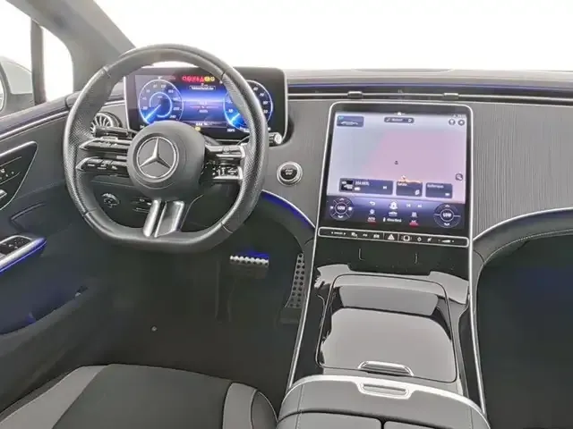 Mercedes-Benz EQE 300