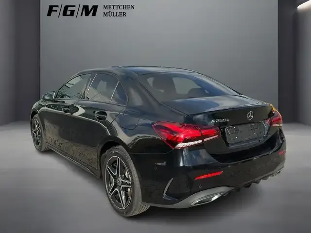 Mercedes-Benz A 250