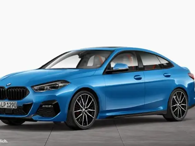 BMW 220