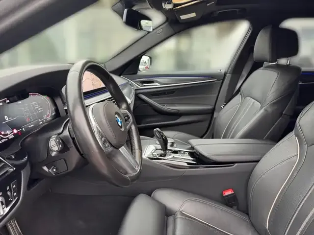 BMW 530