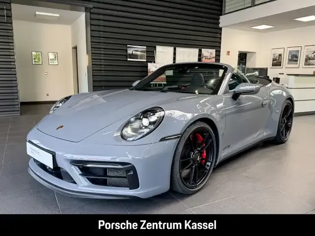 Porsche 992