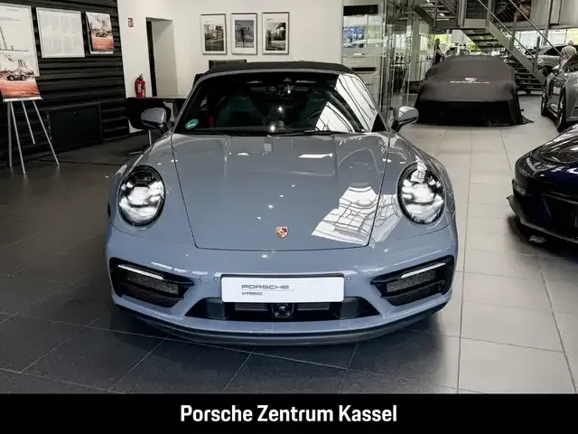 Porsche 992