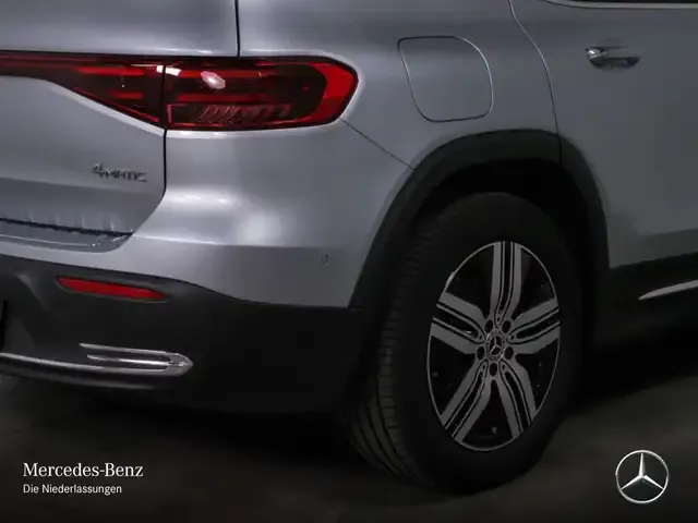 Mercedes-Benz EQB 300
