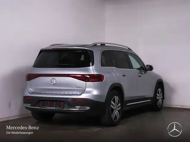 Mercedes-Benz EQB 300