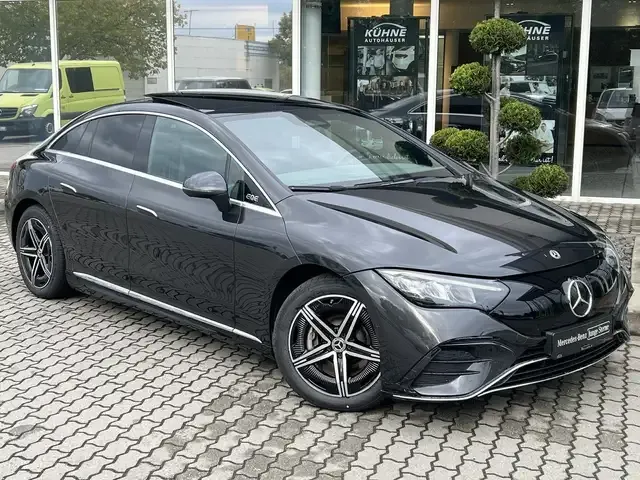 Mercedes-Benz EQE 300
