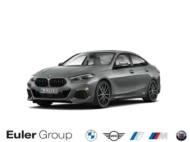 BMW 235